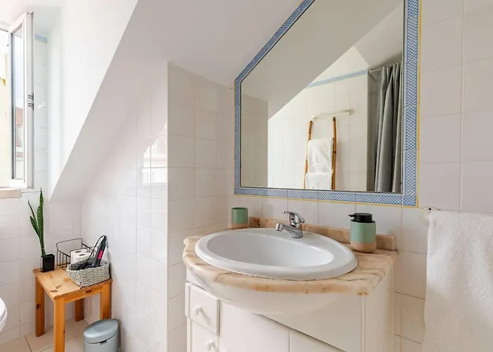 شقة Cosy Loft In The The Heart Of The City!