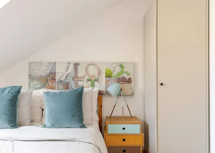 Cosy Loft In The The Heart Of The City! شقة *